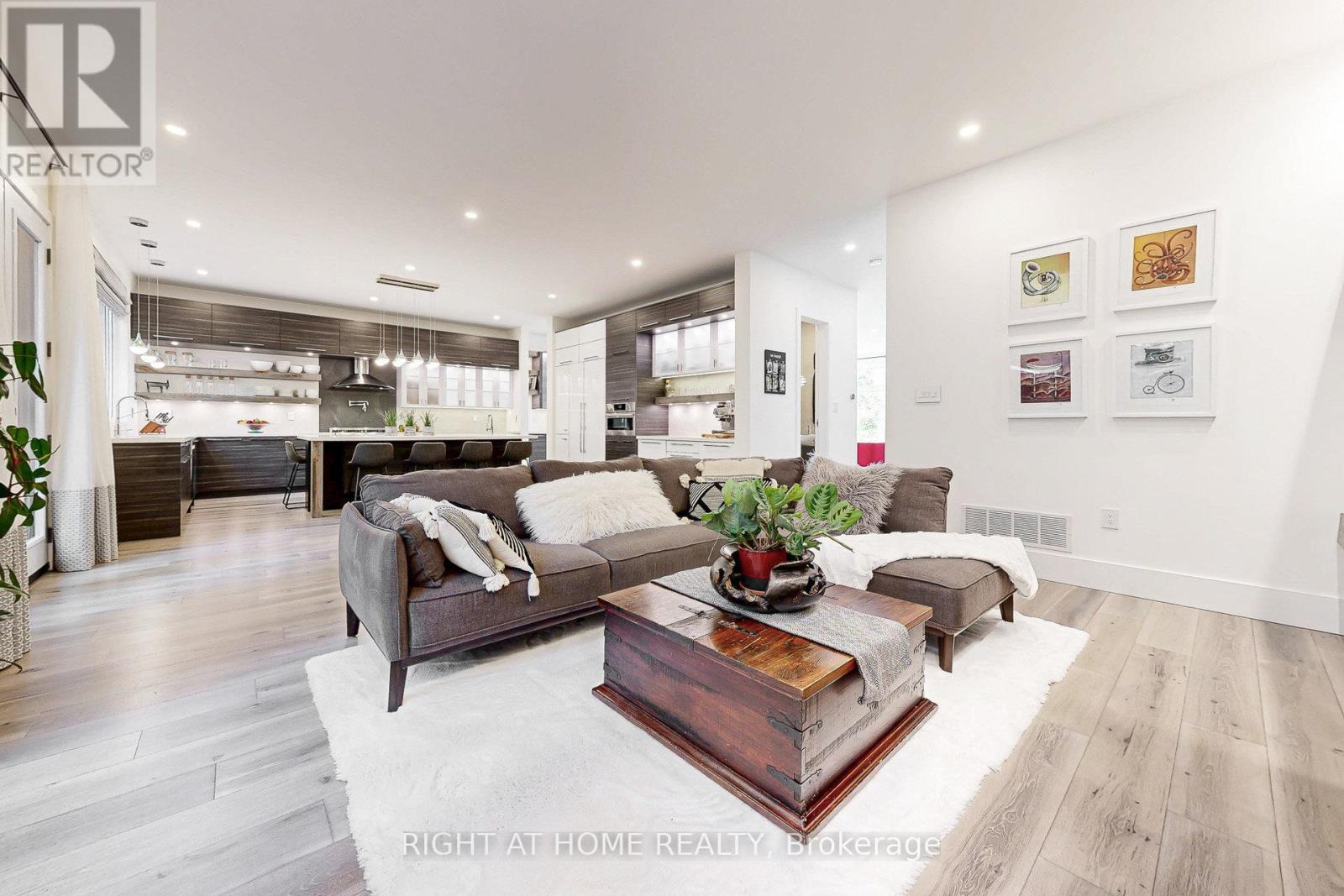 700 Hillcrest Road, Pickering, Ontario  L1W 2P1 - Photo 20 - E12515648