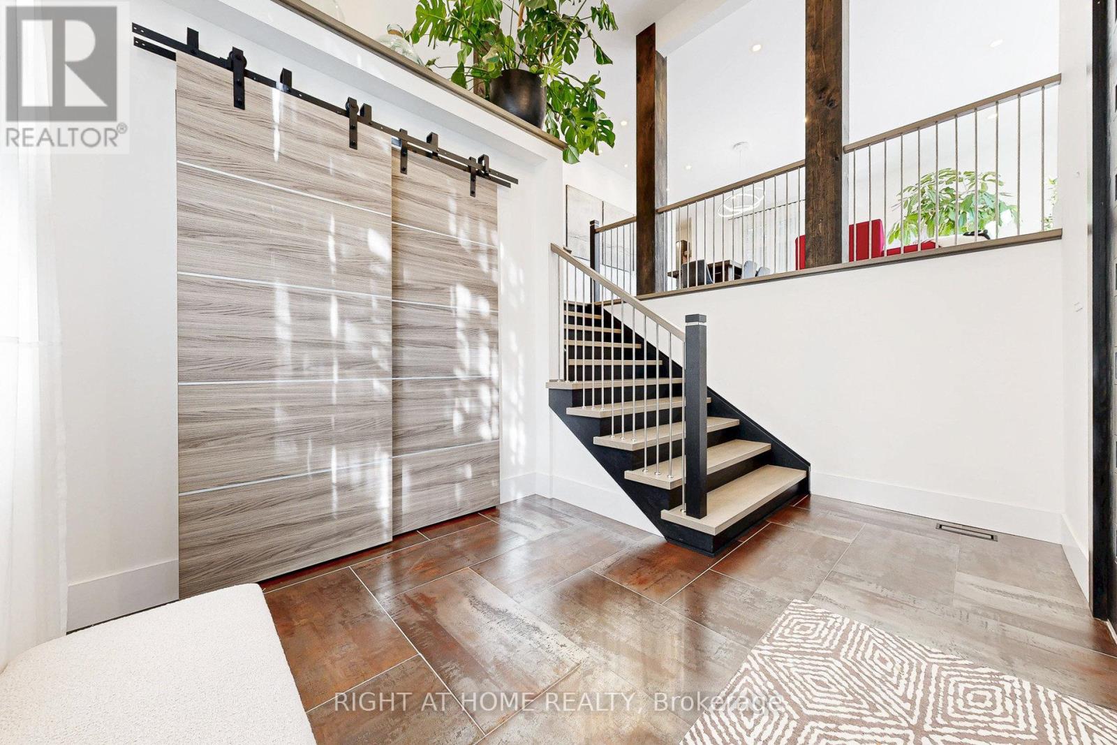 700 Hillcrest Road, Pickering, Ontario  L1W 2P1 - Photo 5 - E12515648