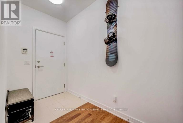 812 - 9199 Yonge Street, Richmond Hill, Ontario  L4C 1H7 - Photo 8 - N12515554