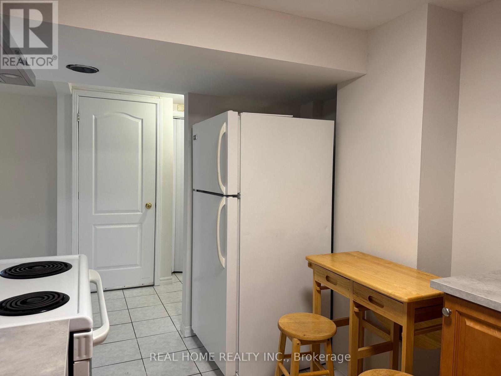 Lower L - 401 Fernleigh Circle S, Richmond Hill, Ontario  L4C 1E7 - Photo 12 - N12515582