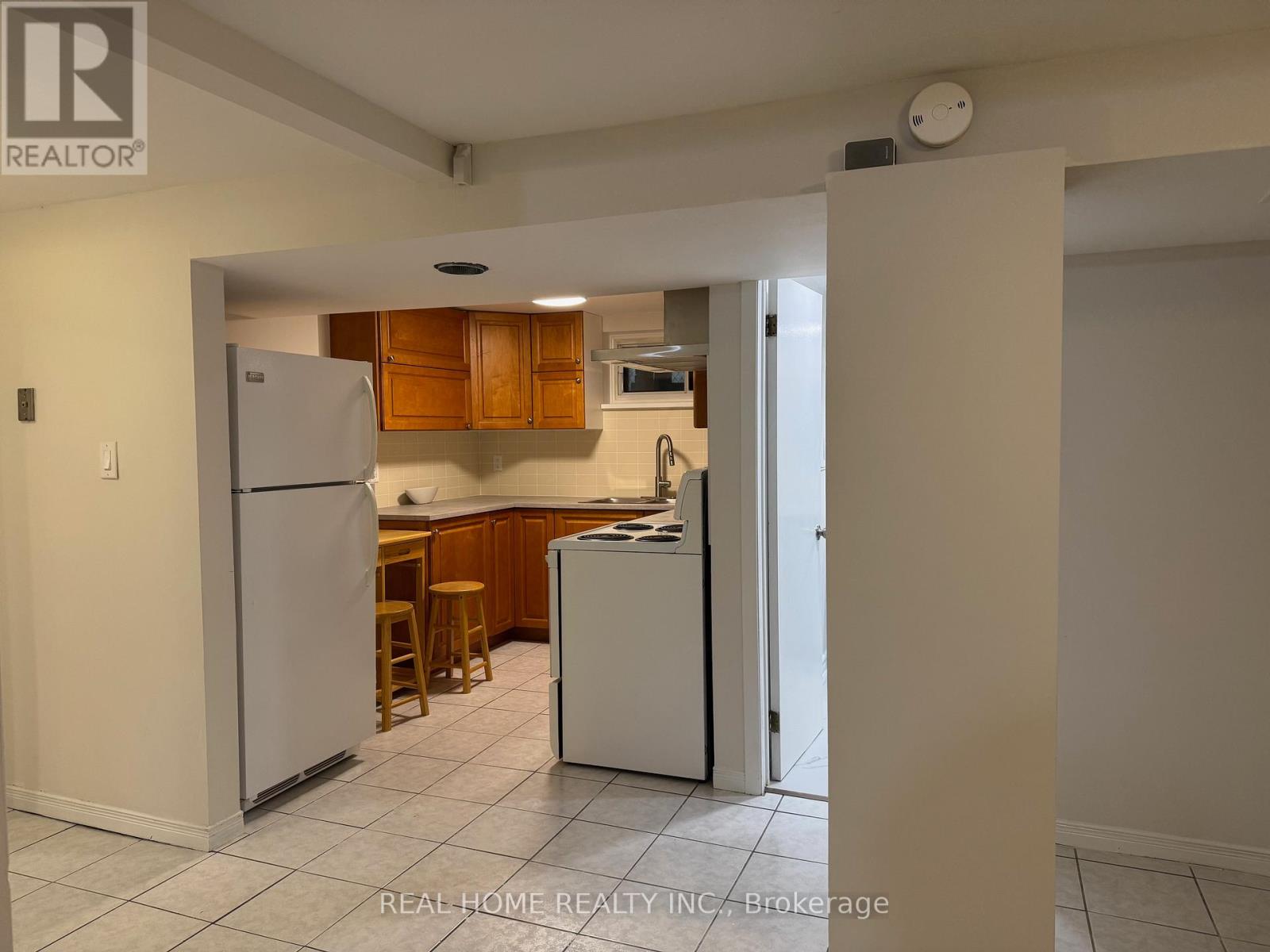 Lower L - 401 Fernleigh Circle S, Richmond Hill, Ontario  L4C 1E7 - Photo 17 - N12515582