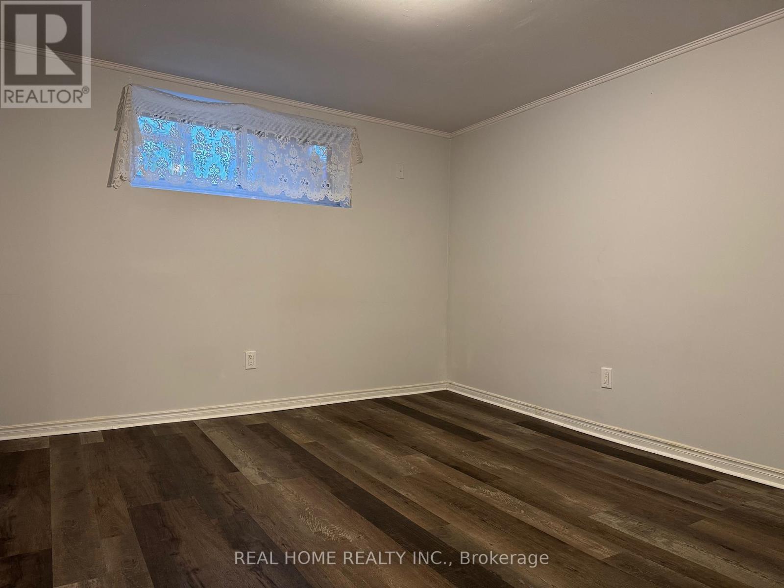 Lower L - 401 Fernleigh Circle S, Richmond Hill, Ontario  L4C 1E7 - Photo 19 - N12515582