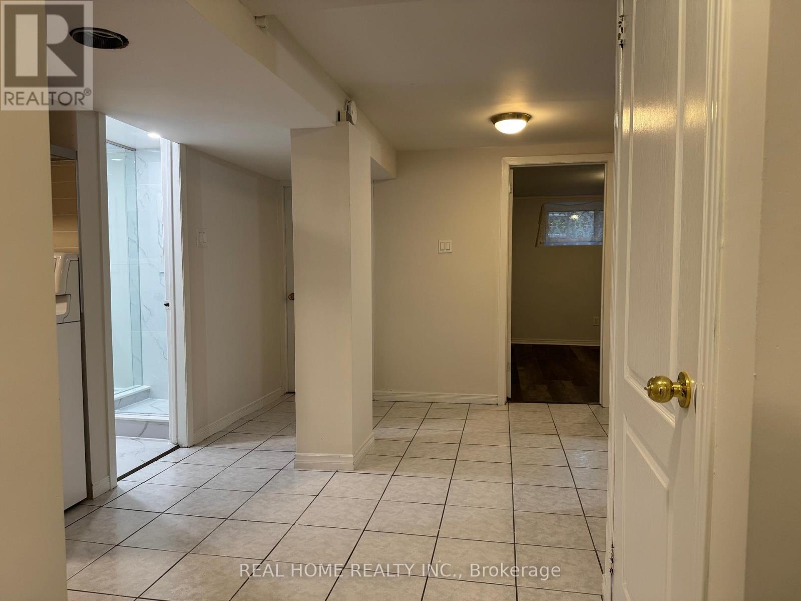 Lower L - 401 Fernleigh Circle S, Richmond Hill, Ontario  L4C 1E7 - Photo 21 - N12515582