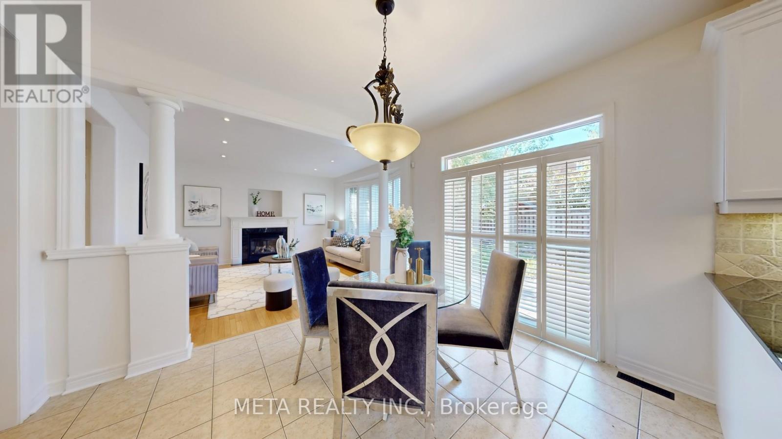 188 Willis Drive, Aurora, Ontario  L4G 7M2 - Photo 11 - N12515592