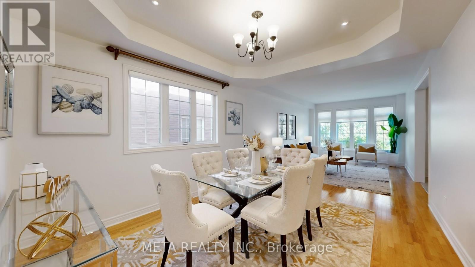 188 Willis Drive, Aurora, Ontario  L4G 7M2 - Photo 4 - N12515592