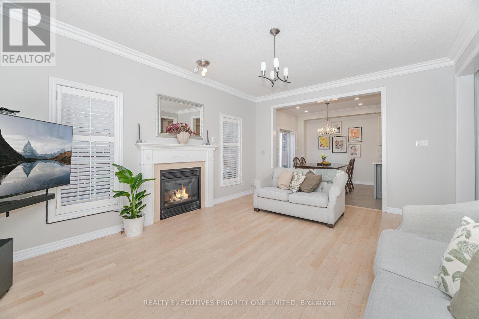 56 Regency View Heights, Vaughan, Ontario  L6A 3T8 - Photo 16 - N12515628