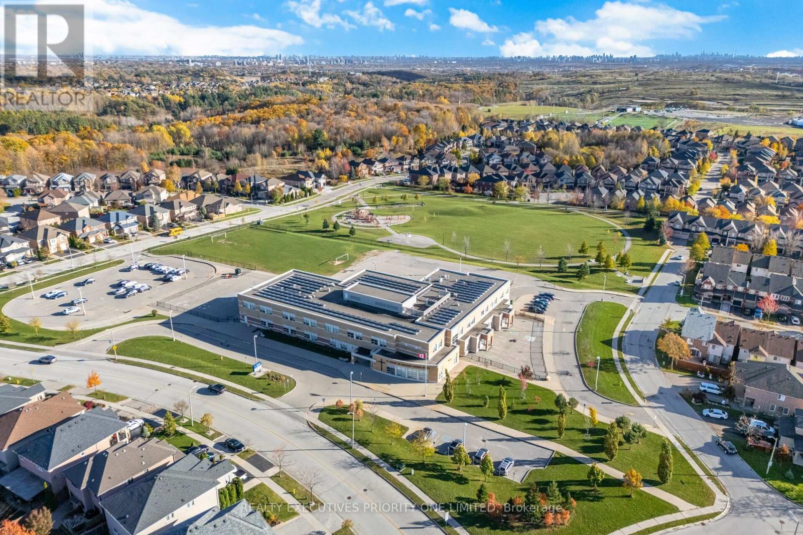 56 Regency View Heights, Vaughan, Ontario  L6A 3T8 - Photo 42 - N12515628