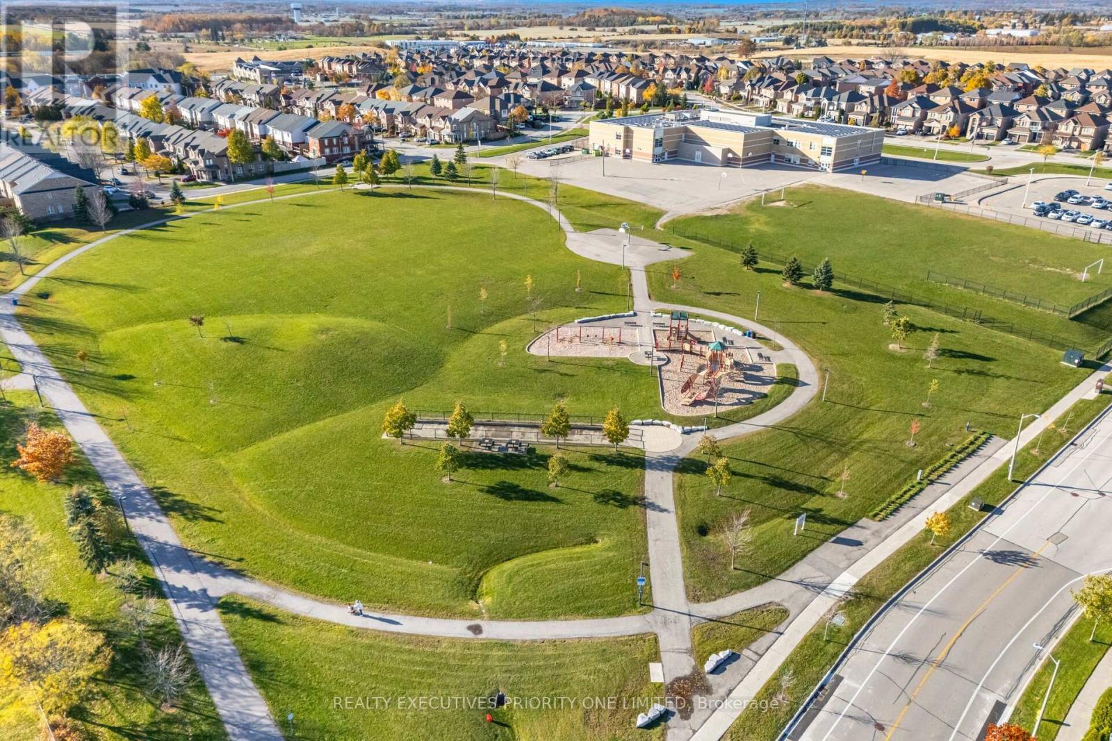 56 Regency View Heights, Vaughan, Ontario  L6A 3T8 - Photo 43 - N12515628