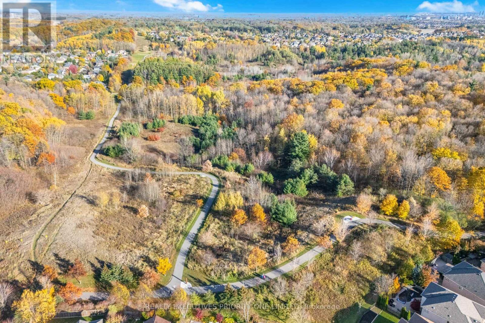 56 Regency View Heights, Vaughan, Ontario  L6A 3T8 - Photo 44 - N12515628