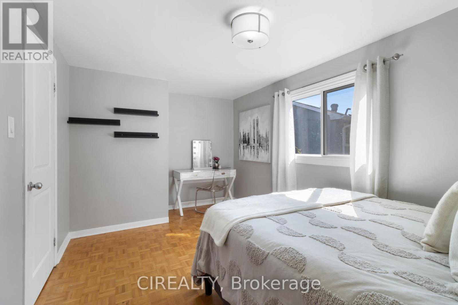 53 Christie Crescent, Barrie (Letitia Heights), Ontario  L4N 4V2 - Photo 19 - S12515590