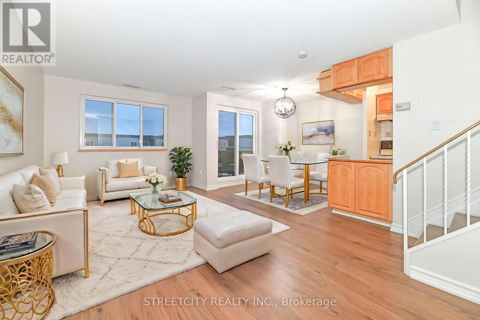 140 - 2001 BONNYMEDE DRIVE, Mississauga, Ontario