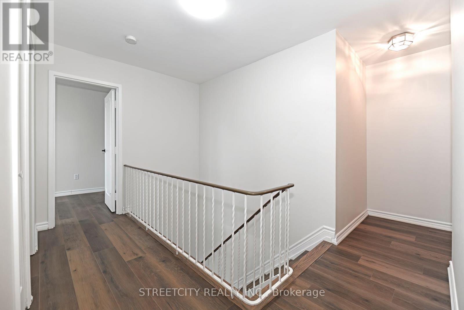 140 - 2001 Bonnymede Drive, Mississauga, Ontario  L5J 4H8 - Photo 14 - W12515548