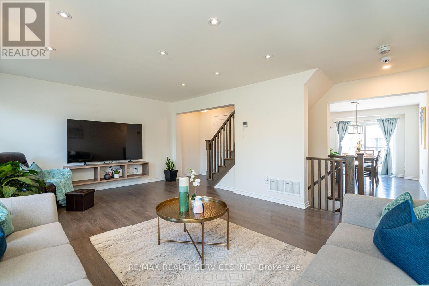 221 Remembrance Road E, Brampton, Ontario  L7A 4P1 - Photo 28 - W12515562