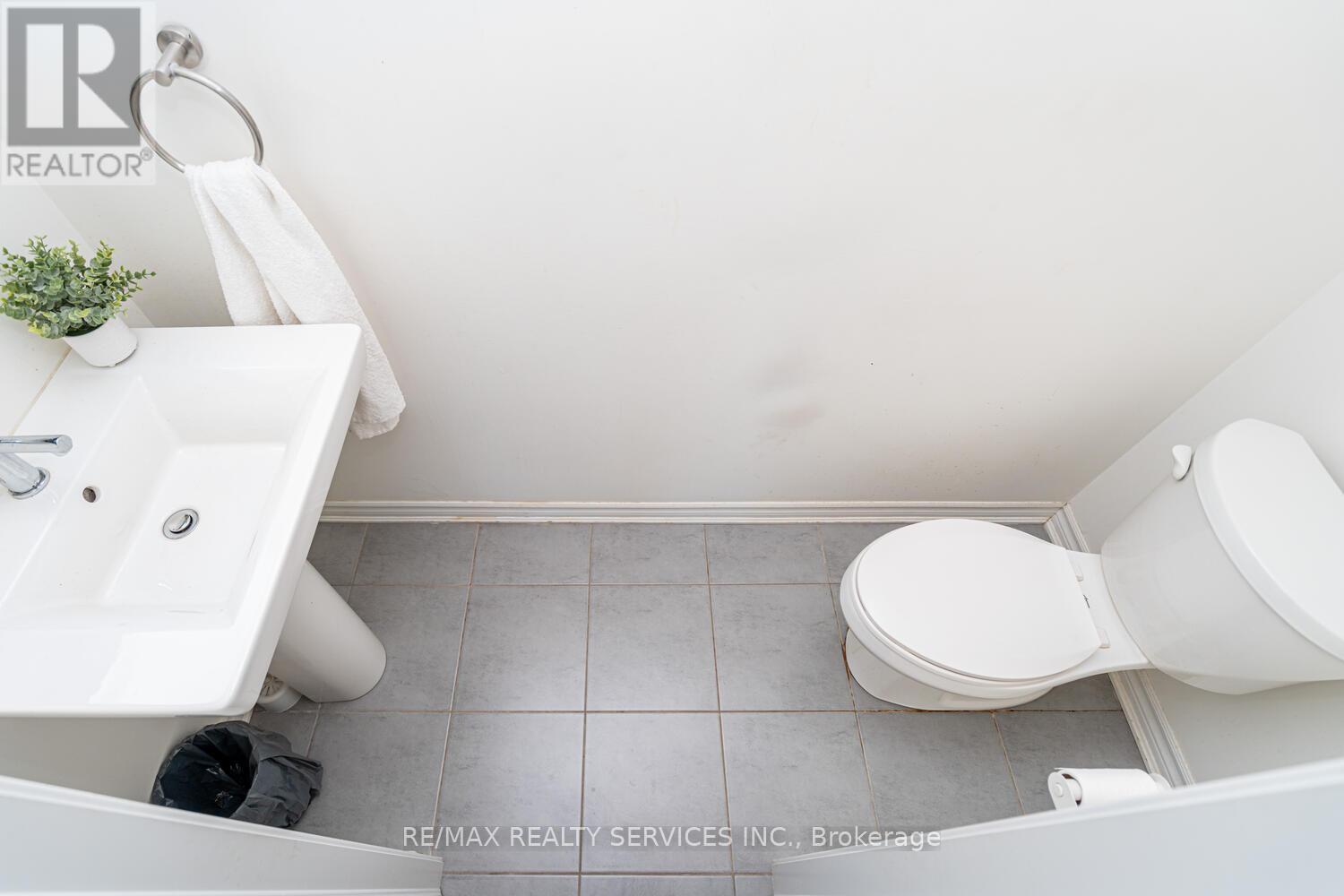 221 Remembrance Road E, Brampton, Ontario  L7A 4P1 - Photo 32 - W12515562