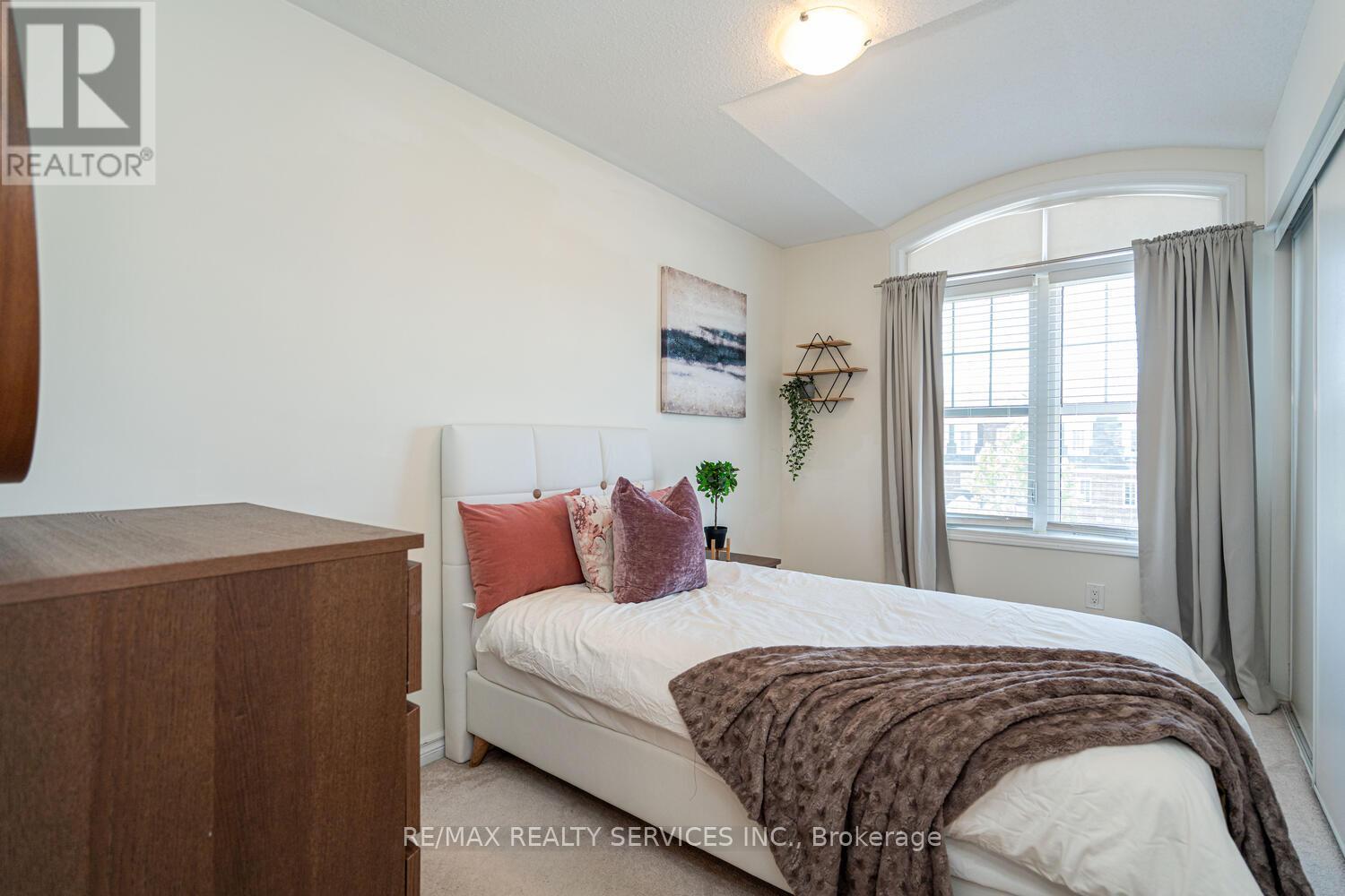 221 Remembrance Road E, Brampton, Ontario  L7A 4P1 - Photo 40 - W12515562