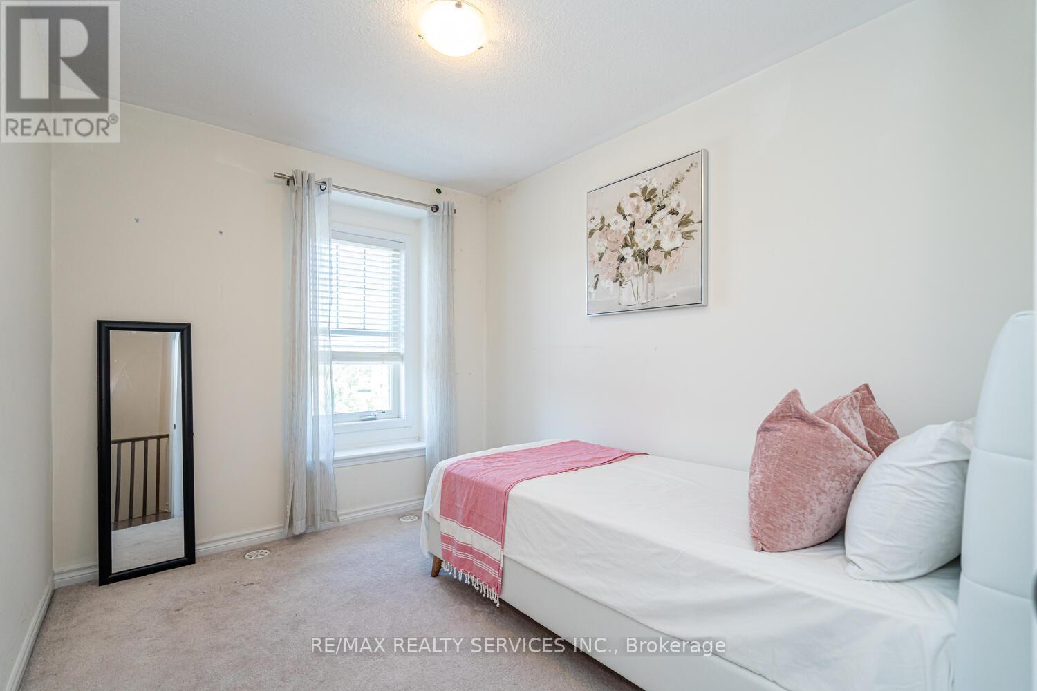 221 Remembrance Road E, Brampton, Ontario  L7A 4P1 - Photo 43 - W12515562