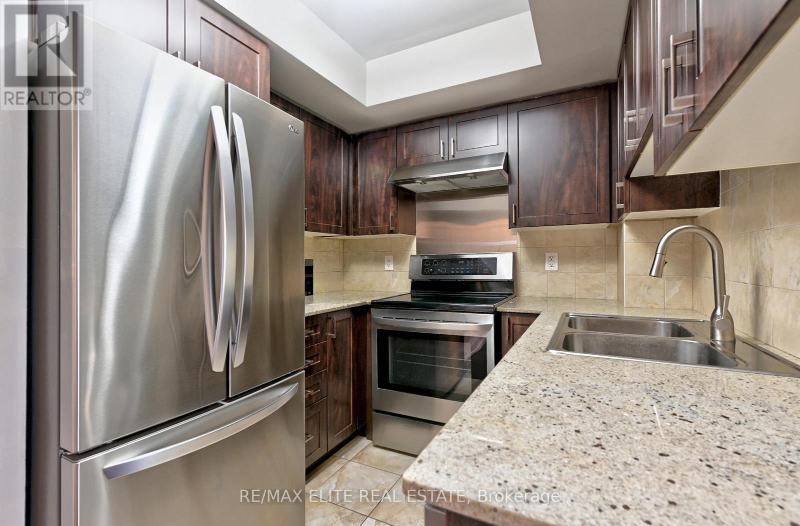 217 - 55 De Boers Drive, Toronto, Ontario  M3J 0G5 - Photo 10 - W12515566