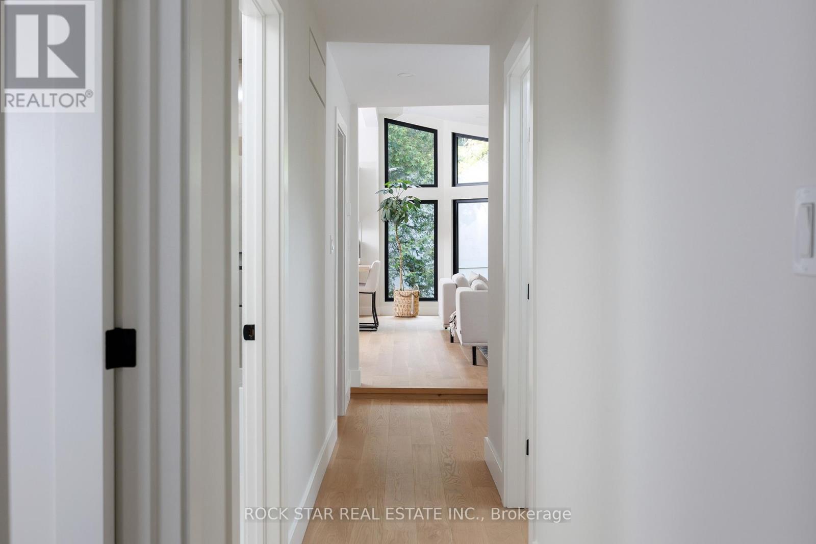 1113 Greenoaks Drive, Mississauga, Ontario  L5J 3A1 - Photo 30 - W12515624