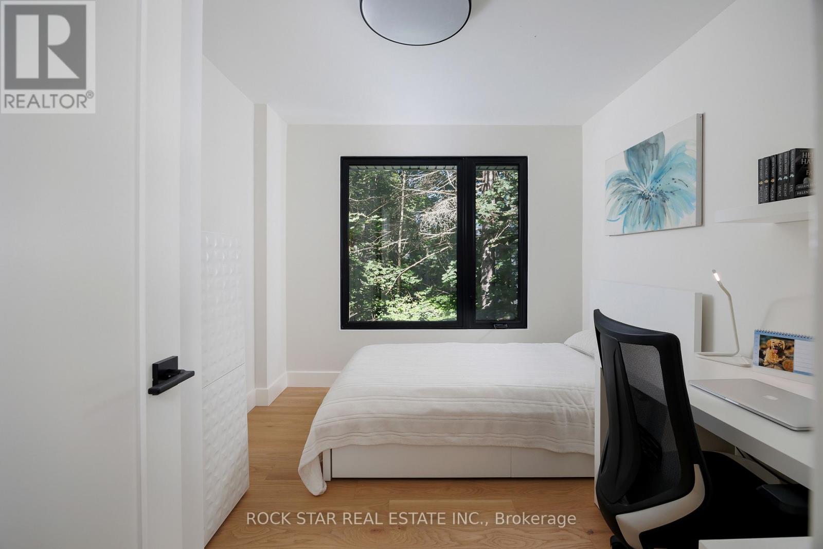 1113 Greenoaks Drive, Mississauga, Ontario  L5J 3A1 - Photo 32 - W12515624