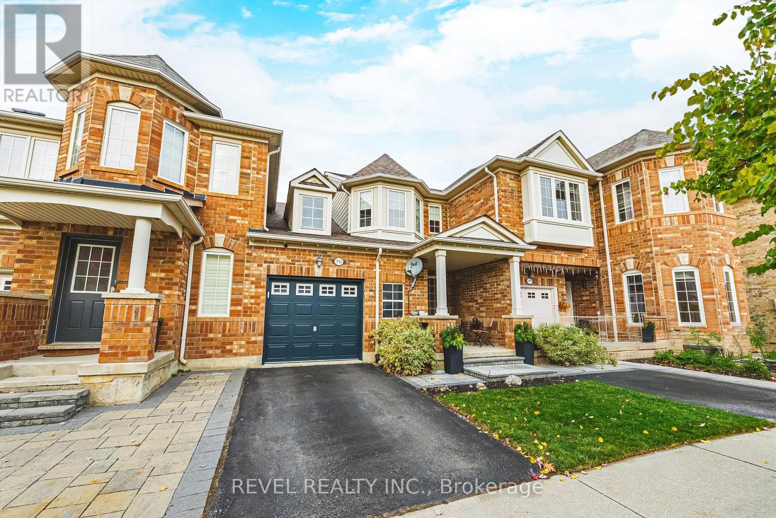 715 AMBROISE CRESCENT, Milton, Ontario