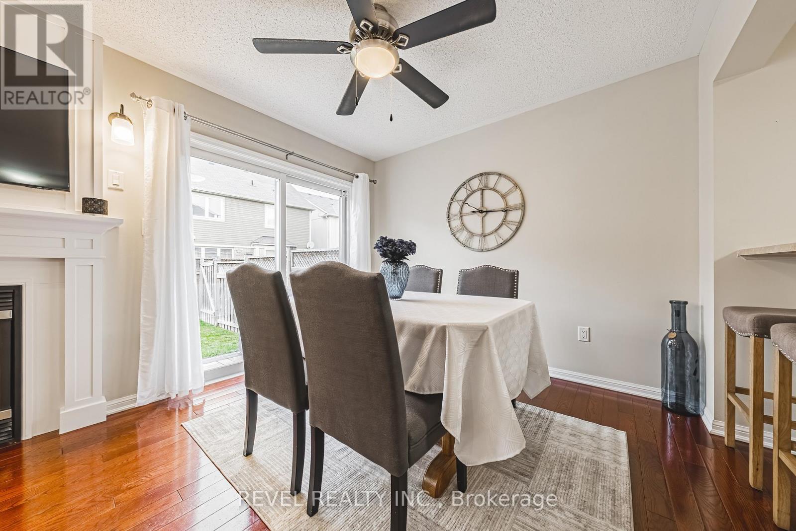 715 Ambroise Crescent, Milton, Ontario  L9T 0M4 - Photo 10 - W12515658