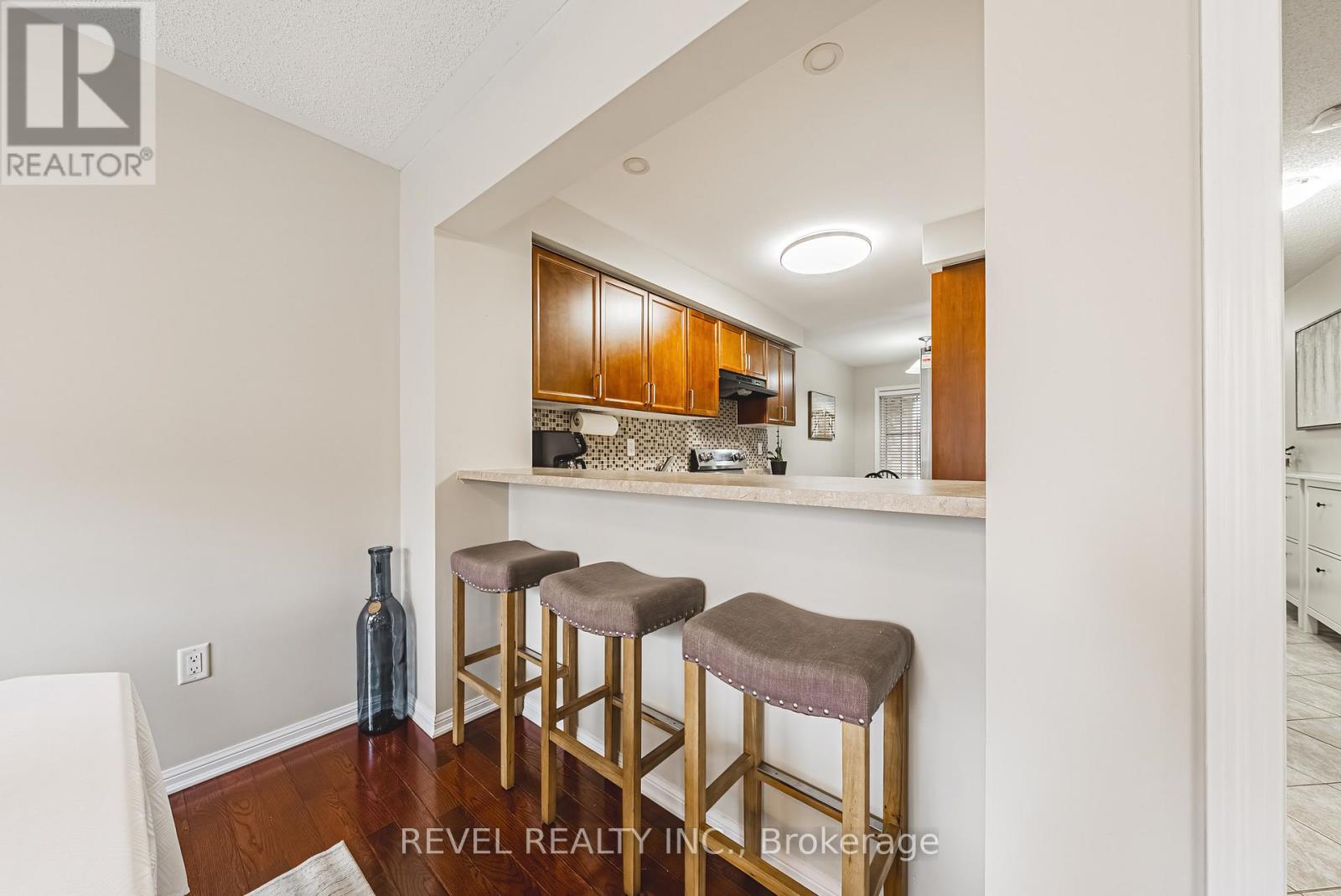 715 Ambroise Crescent, Milton, Ontario  L9T 0M4 - Photo 11 - W12515658