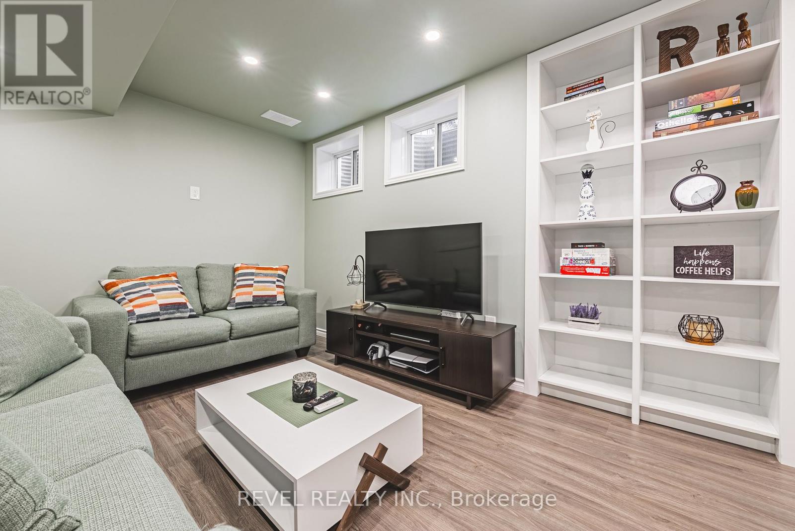 715 Ambroise Crescent, Milton, Ontario  L9T 0M4 - Photo 26 - W12515658