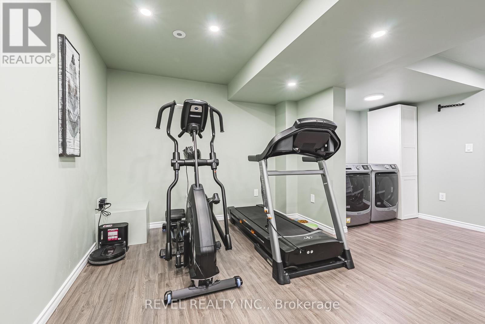 715 Ambroise Crescent, Milton, Ontario  L9T 0M4 - Photo 29 - W12515658