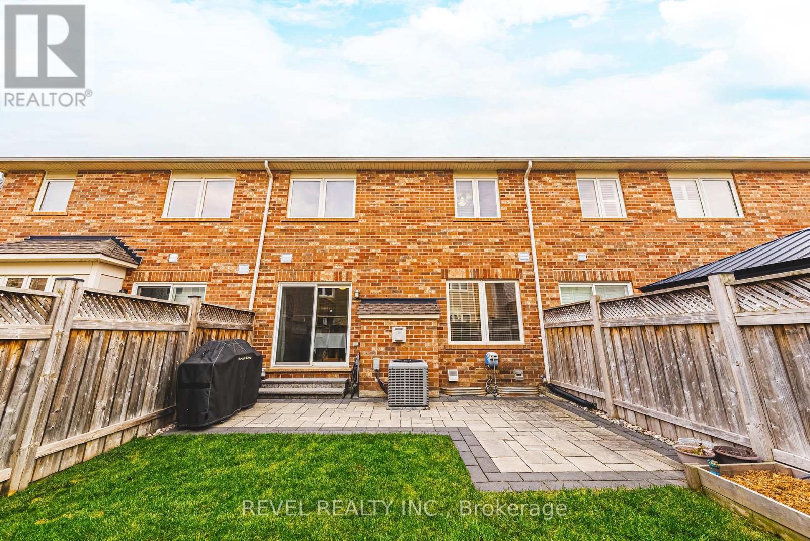 715 Ambroise Crescent, Milton, Ontario  L9T 0M4 - Photo 30 - W12515658