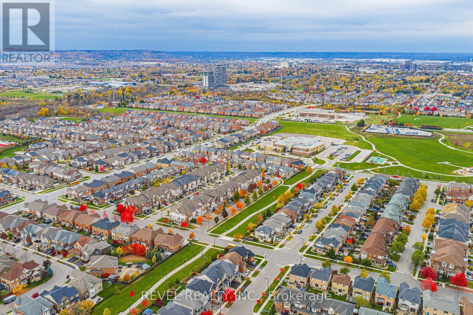 715 Ambroise Crescent, Milton, Ontario  L9T 0M4 - Photo 40 - W12515658