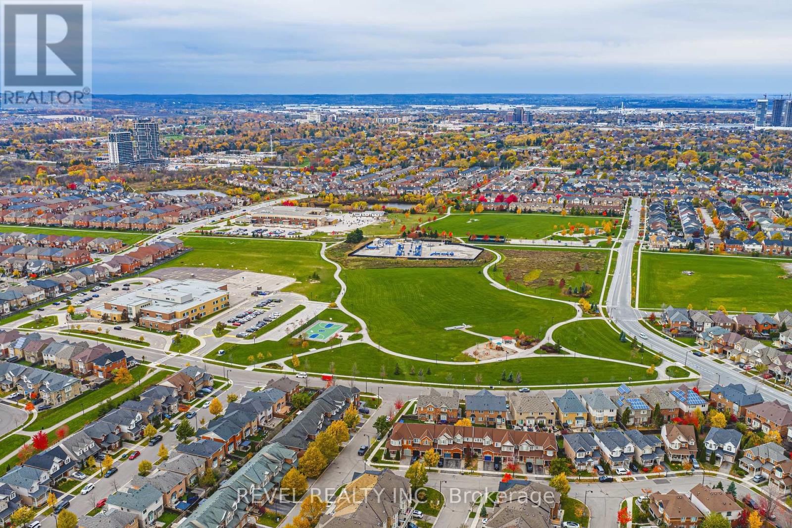 715 Ambroise Crescent, Milton, Ontario  L9T 0M4 - Photo 41 - W12515658