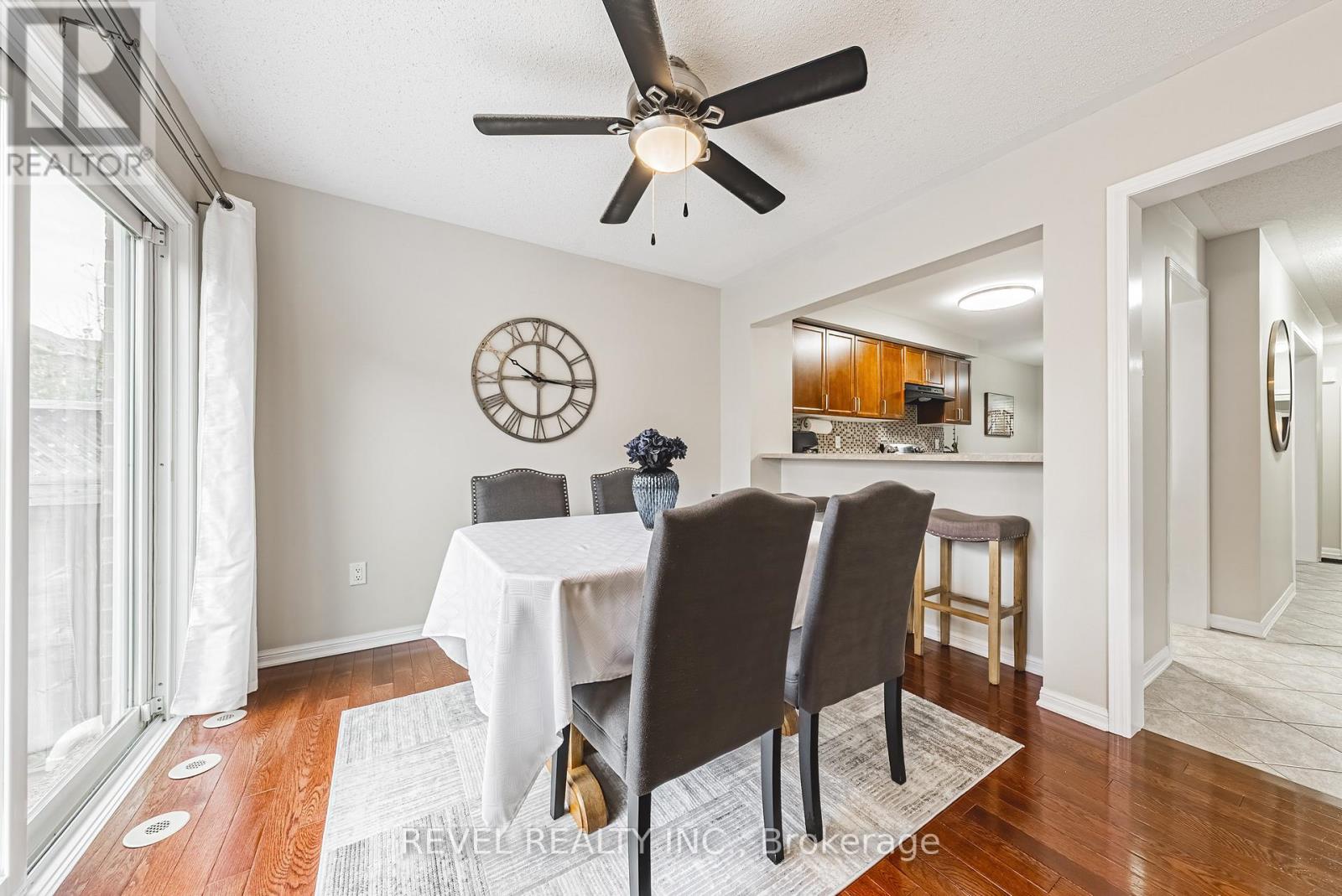 715 Ambroise Crescent, Milton, Ontario  L9T 0M4 - Photo 9 - W12515658