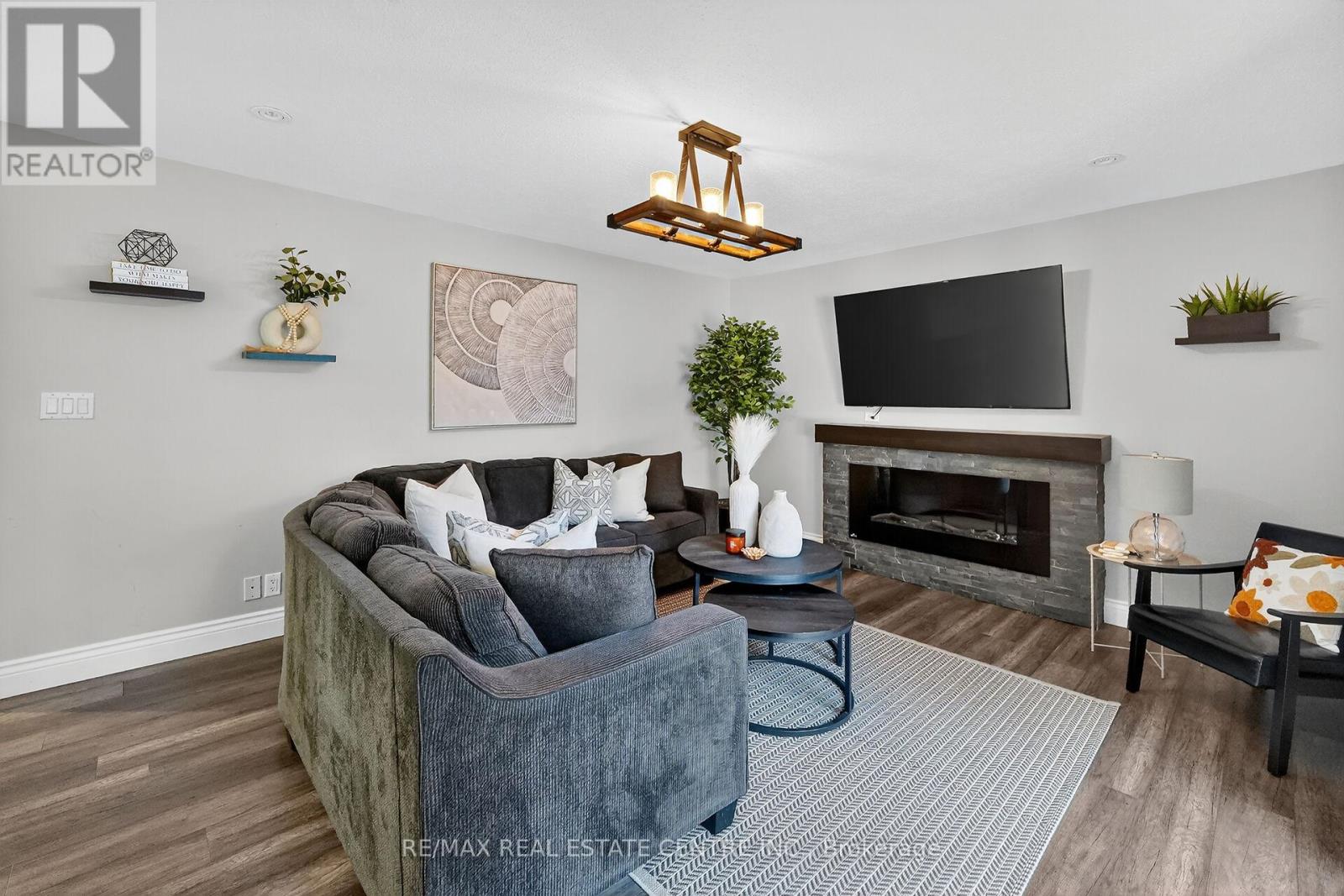 23 Pinewood Avenue, Grimsby, Ontario  L3M 1W2 - Photo 13 - X12515588