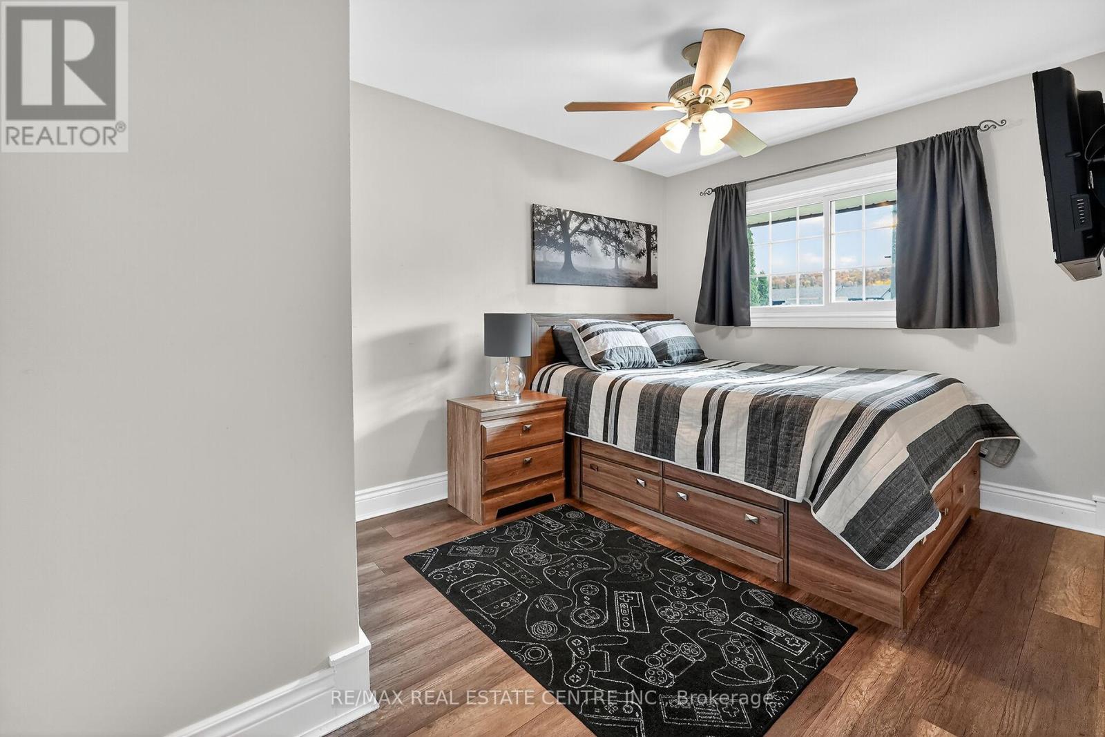 23 Pinewood Avenue, Grimsby, Ontario  L3M 1W2 - Photo 18 - X12515588