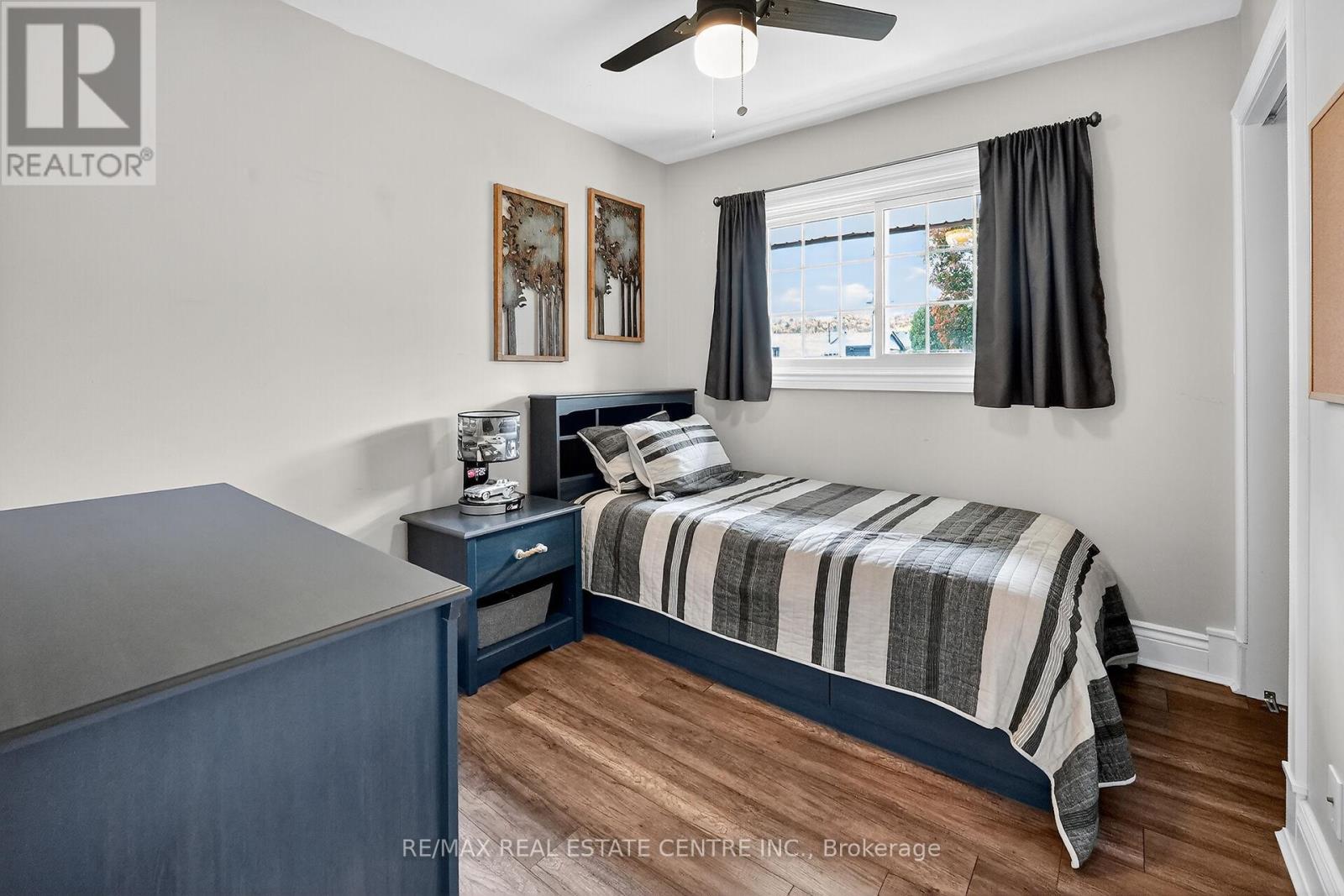 23 Pinewood Avenue, Grimsby, Ontario  L3M 1W2 - Photo 21 - X12515588