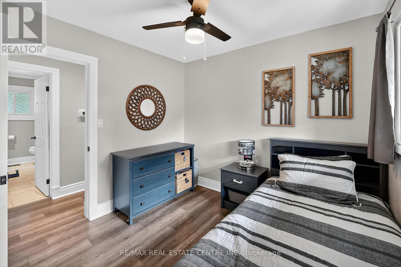 23 Pinewood Avenue, Grimsby, Ontario  L3M 1W2 - Photo 22 - X12515588