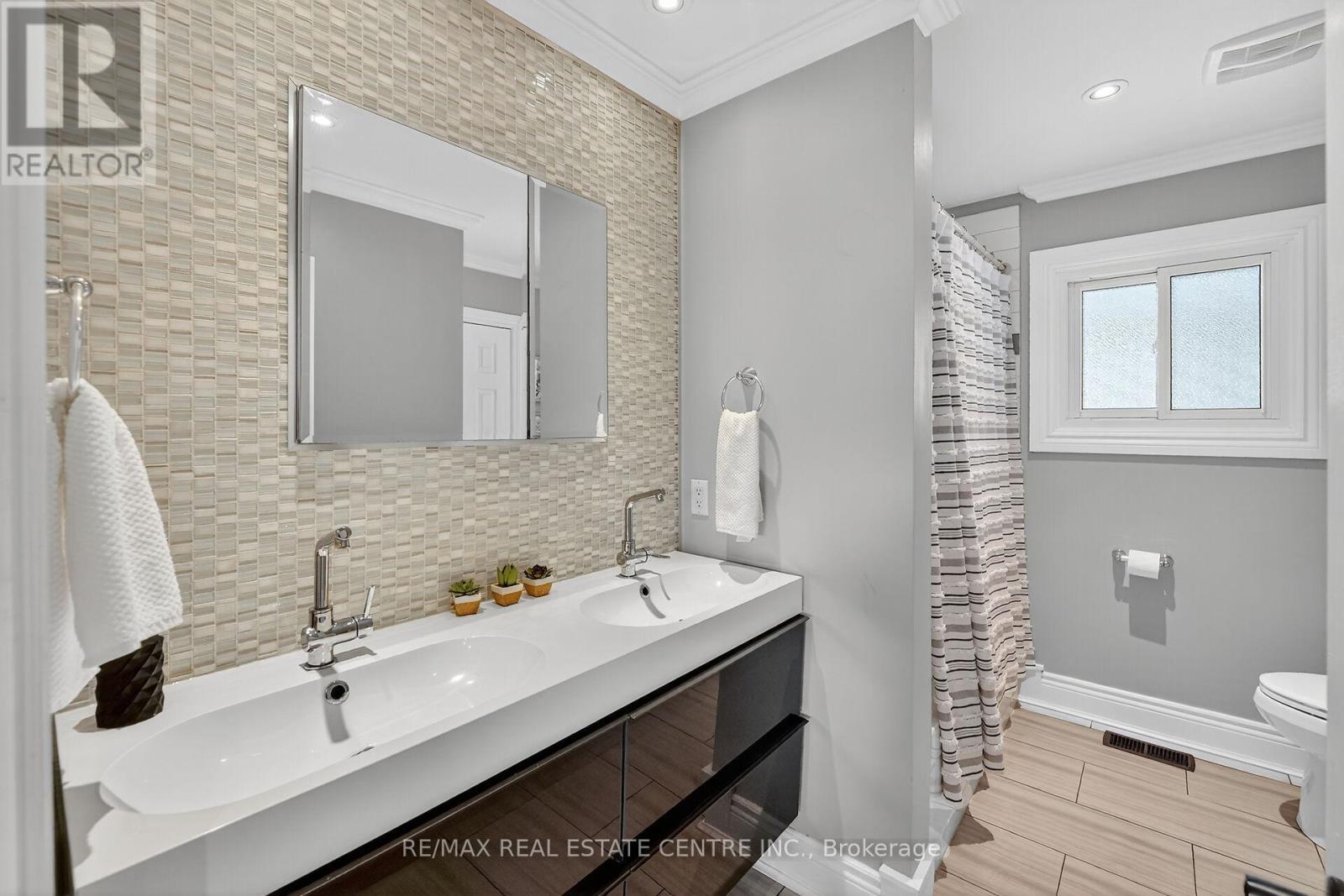 23 Pinewood Avenue, Grimsby, Ontario  L3M 1W2 - Photo 23 - X12515588