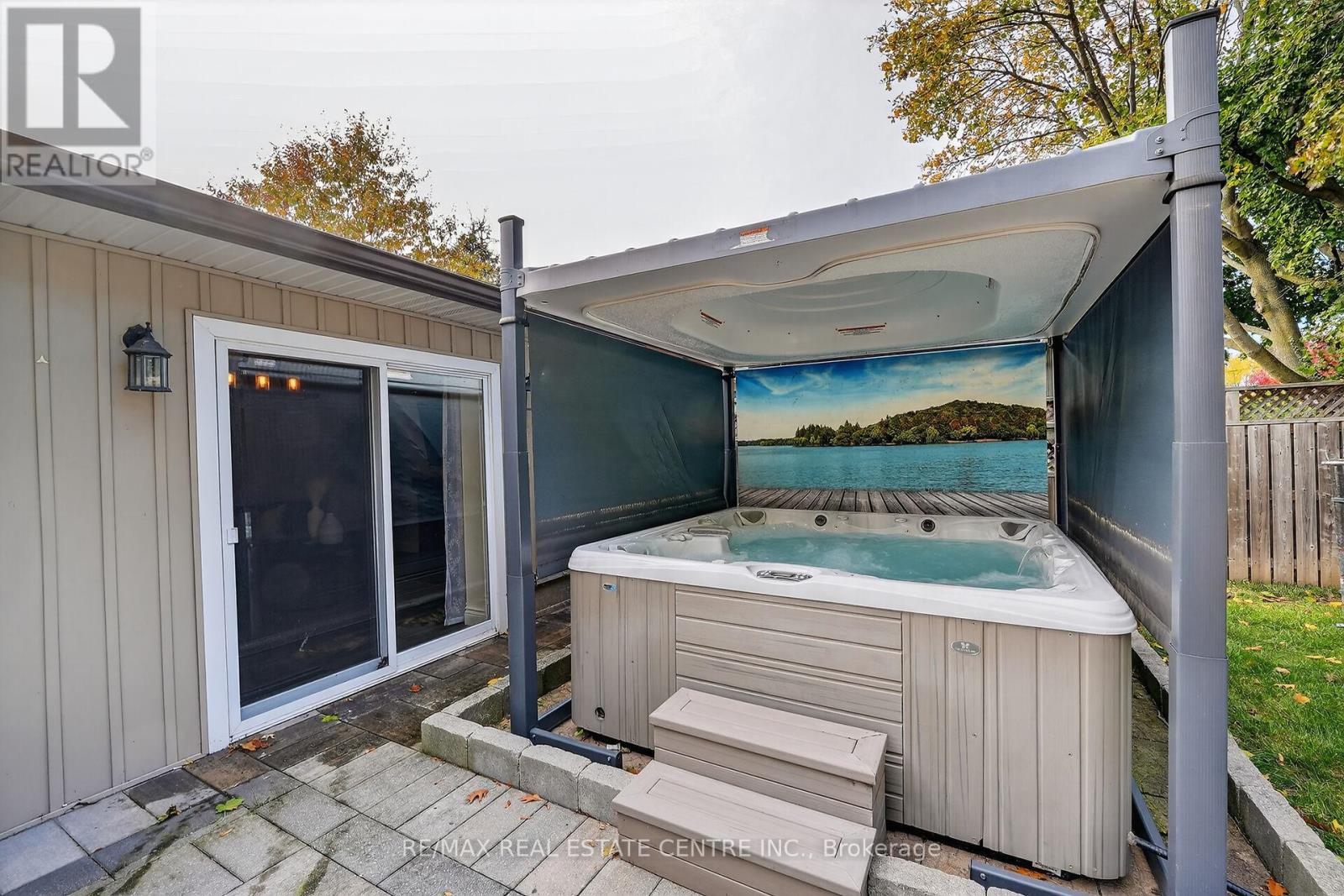 23 Pinewood Avenue, Grimsby, Ontario  L3M 1W2 - Photo 35 - X12515588