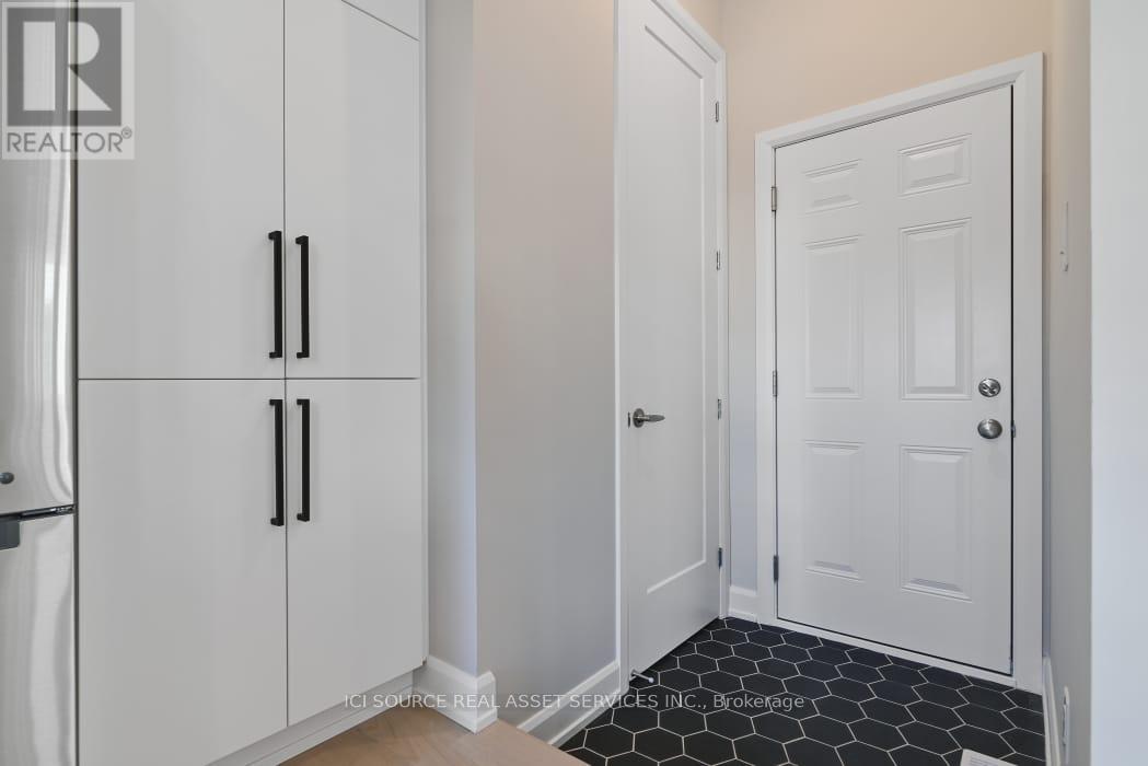 2009 Elevation Road, Ottawa, Ontario  K2J 6C6 - Photo 20 - X12515646