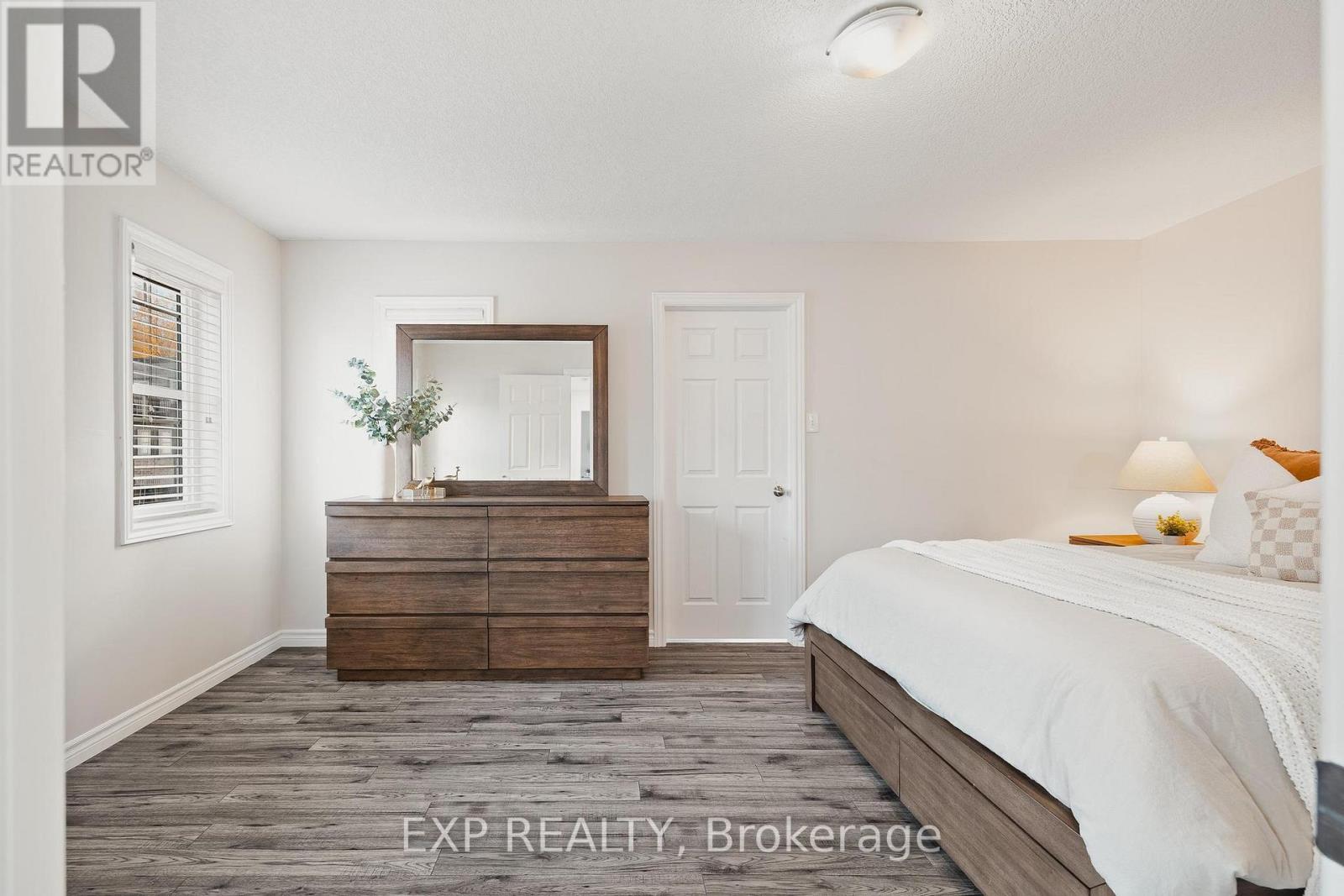 1989 Ottawa Street S, Kitchener, Ontario  N2E 0G7 - Photo 11 - X12515666