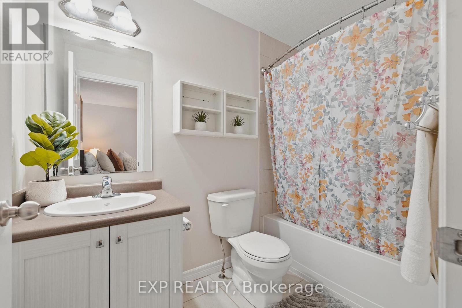 1989 Ottawa Street S, Kitchener, Ontario  N2E 0G7 - Photo 12 - X12515666