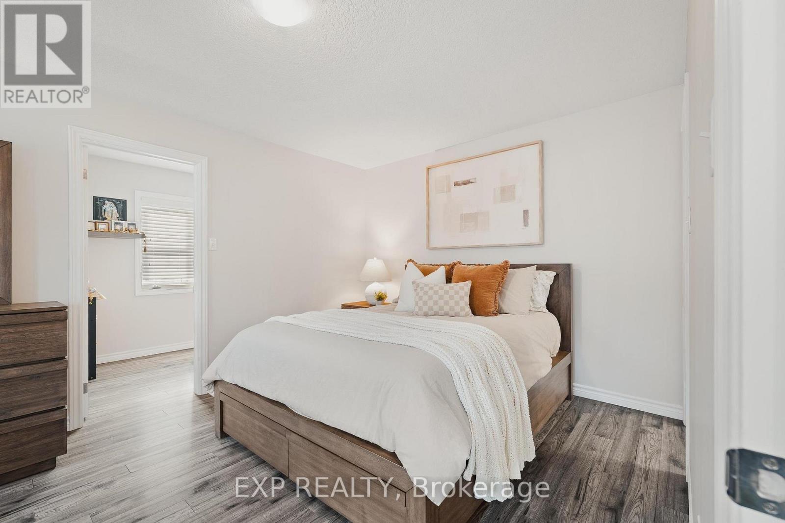 1989 Ottawa Street S, Kitchener, Ontario  N2E 0G7 - Photo 9 - X12515666