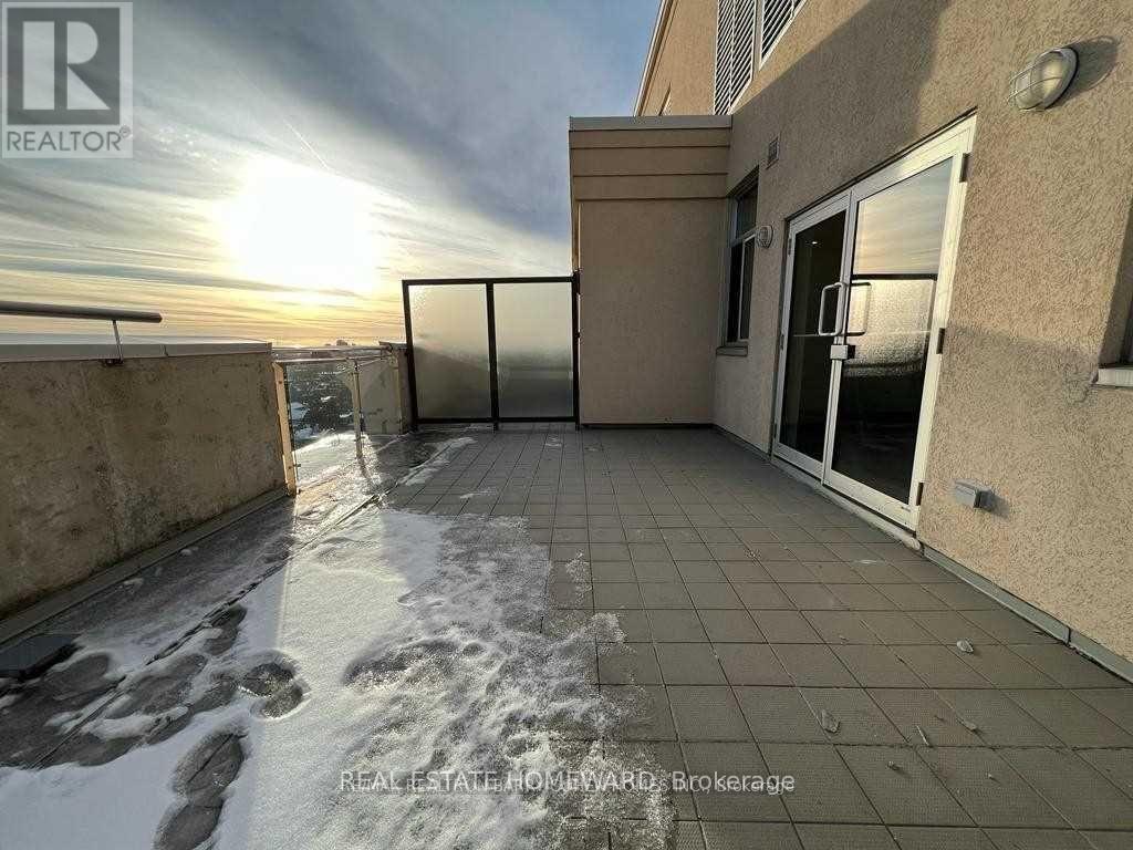 304 - 15 Maplewood Avenue N, Toronto, Ontario M6C 4B4 - Photo 14 - C12462503