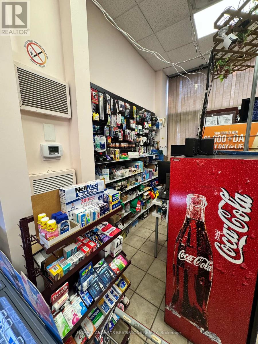 2 - 2045 Lake Shore Boulevard W, Toronto, Ontario  M8V 2Z6 - Photo 12 - W12488974