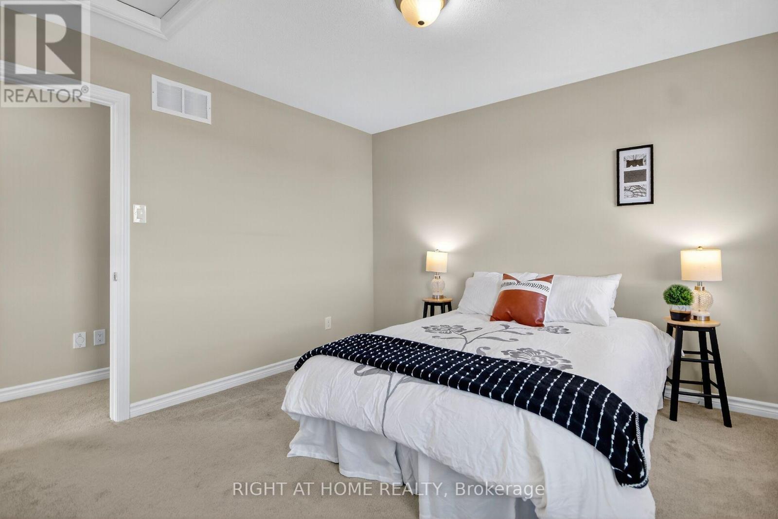 91 Buffalograss Crescent, Ottawa, Ontario  K2J 6H5 - Photo 11 - X12515714