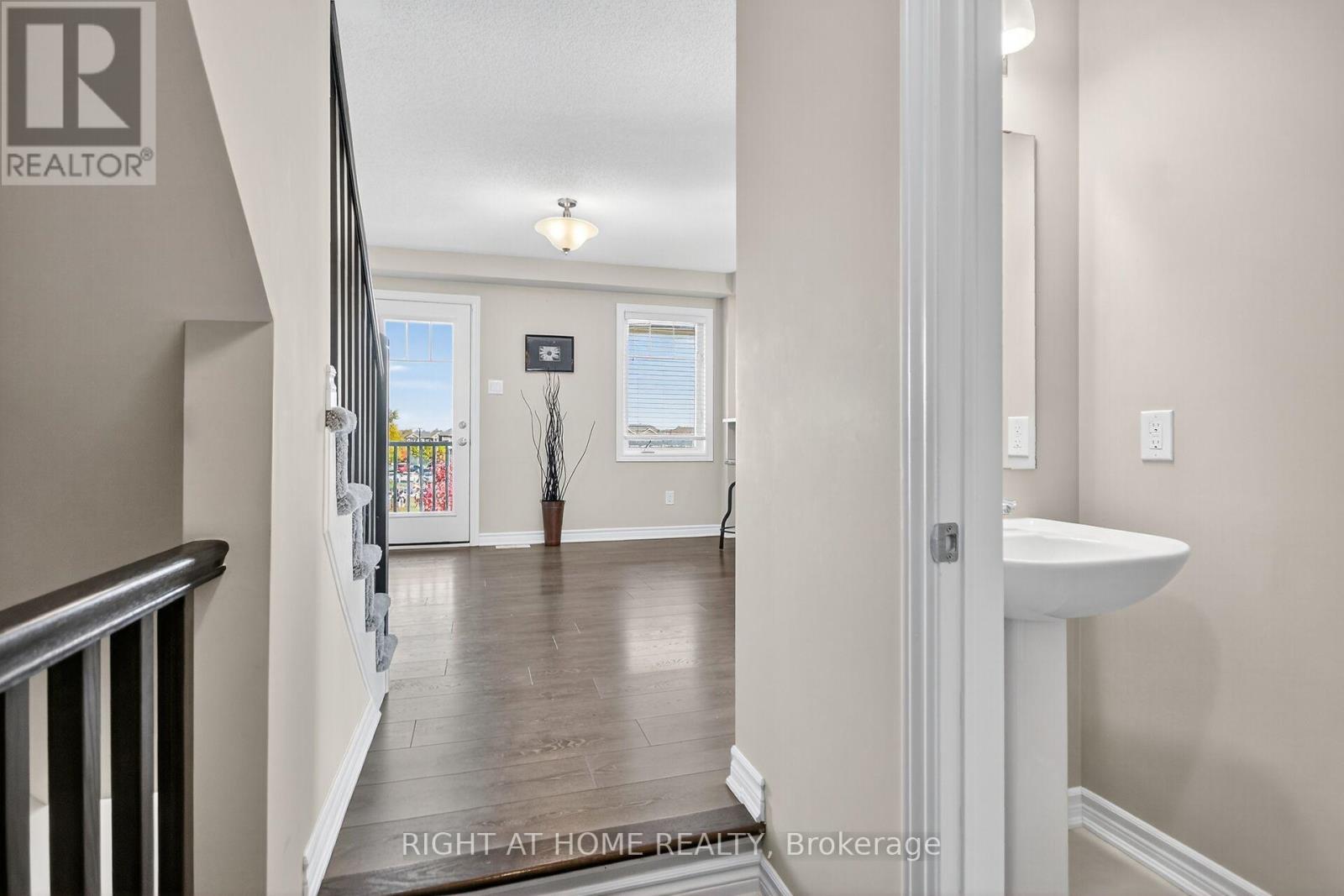 91 Buffalograss Crescent, Ottawa, Ontario  K2J 6H5 - Photo 13 - X12515714