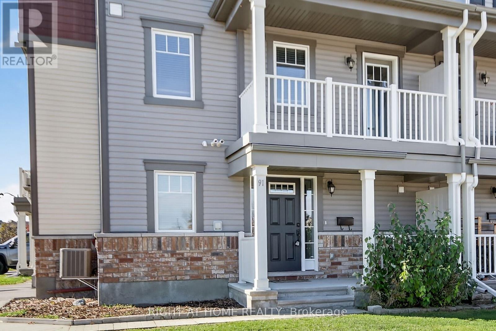 91 Buffalograss Crescent, Ottawa, Ontario  K2J 6H5 - Photo 2 - X12515714