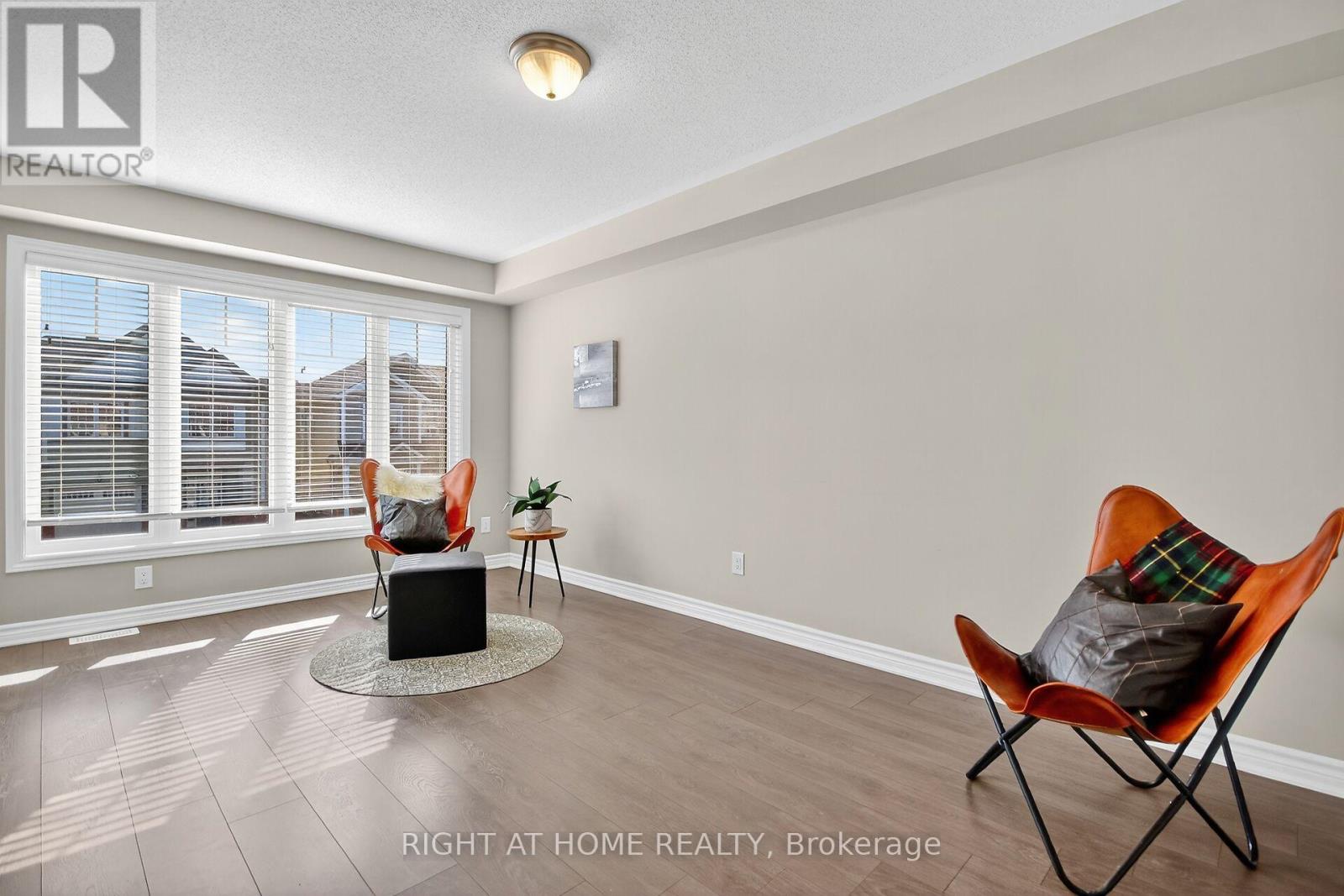 91 Buffalograss Crescent, Ottawa, Ontario  K2J 6H5 - Photo 22 - X12515714