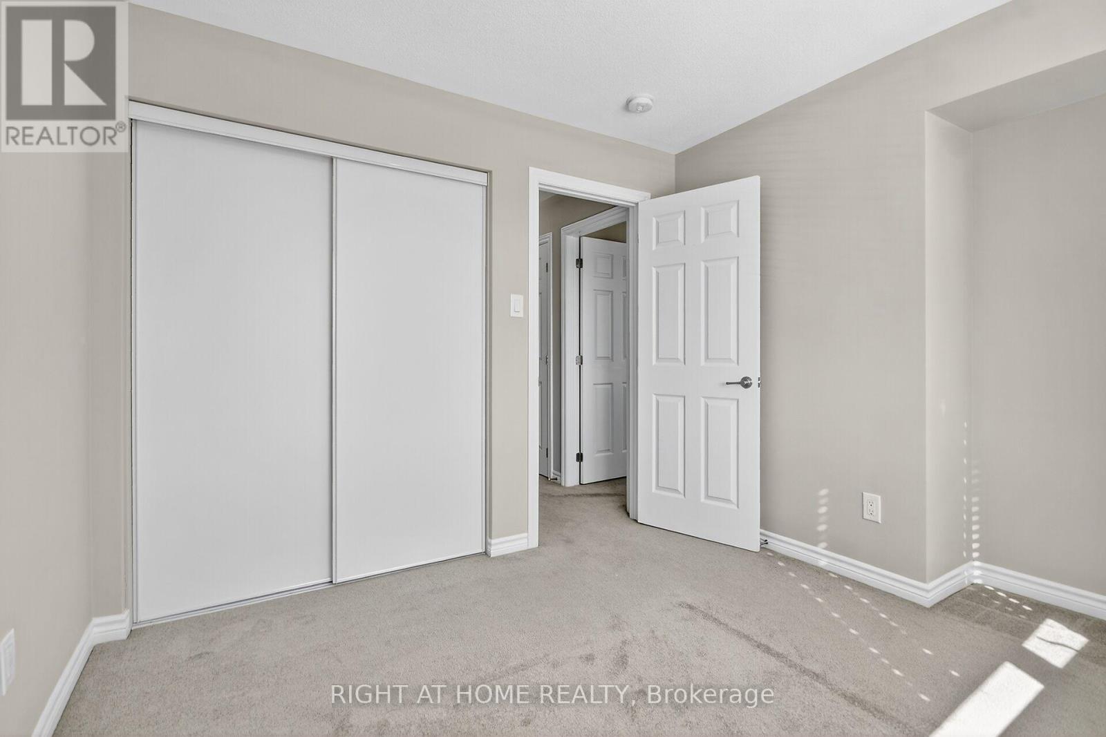 91 Buffalograss Crescent, Ottawa, Ontario  K2J 6H5 - Photo 8 - X12515714