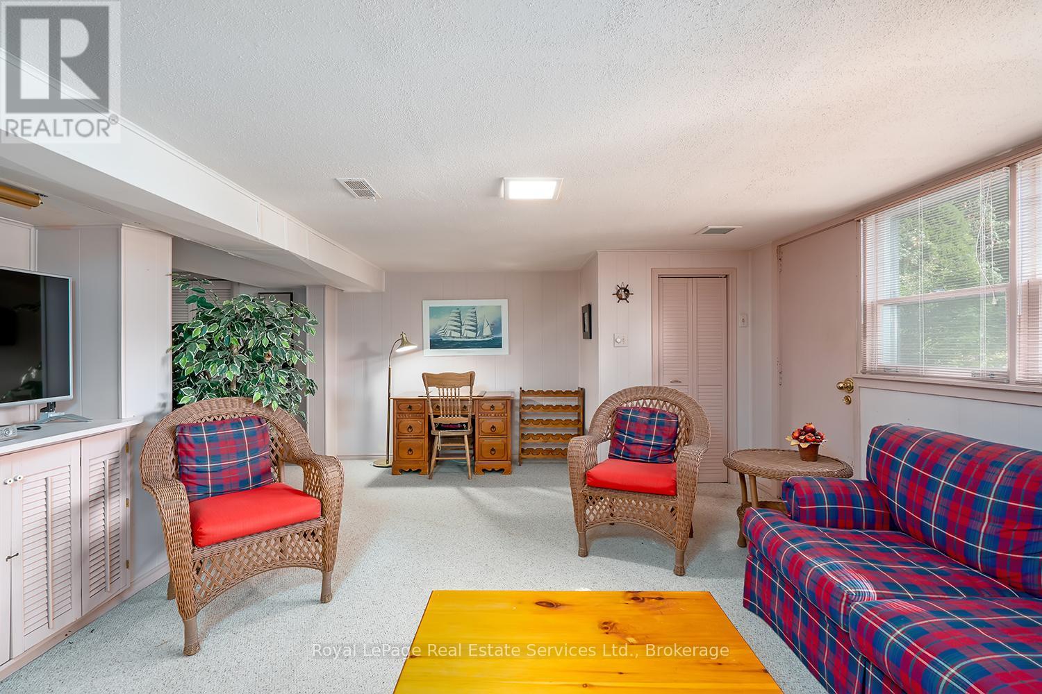 1334 Warwick Avenue, Oakville, Ontario  L6L 2W1 - Photo 30 - W12515674